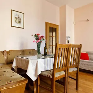 Apartment Ana